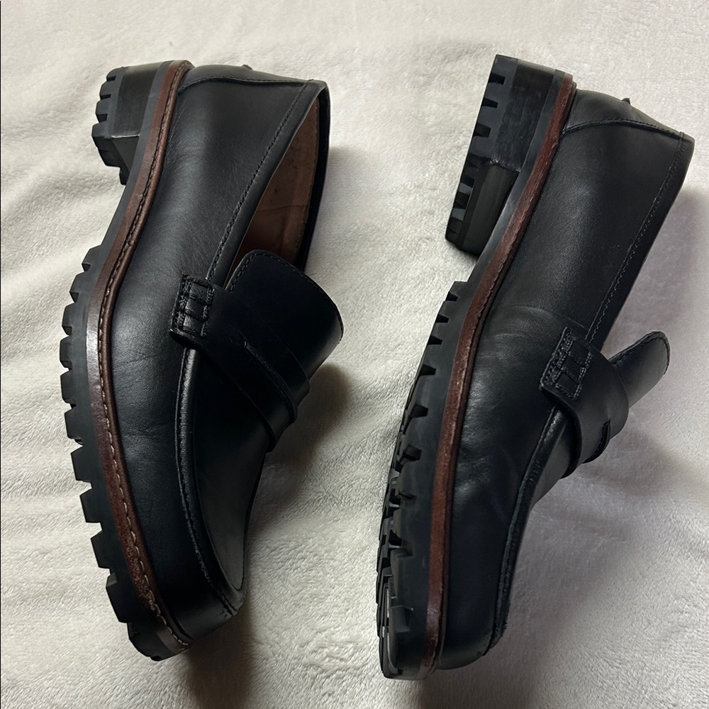 Madewell Black Leather Penny Loafers for Women - Picture 2 of 8